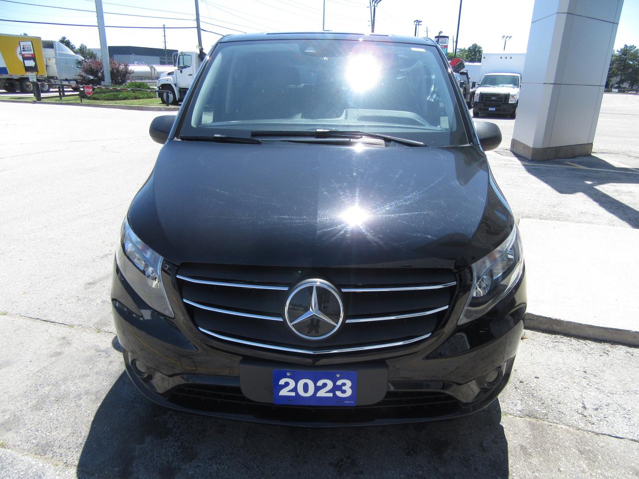 2023 Mercedes-Benz Mercedes_BenzMetris_Passenger_Van 8 PASSENGER VAN Photo