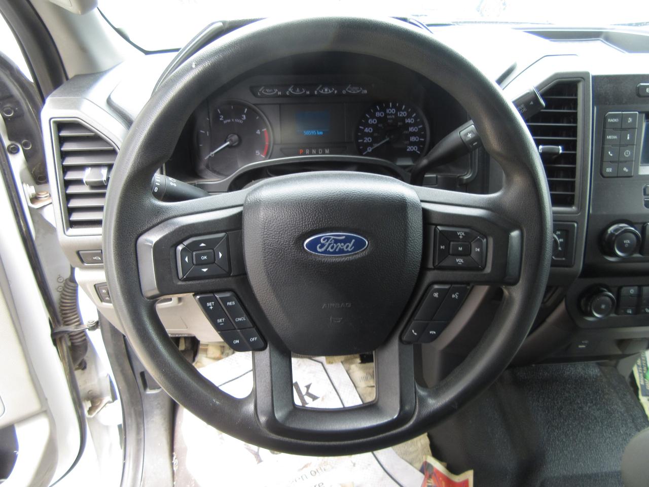 2022 Ford F-550 CREW CAB 4X4 DIESEL NEW 12 FT MORGAN ALUM  BOX Photo3