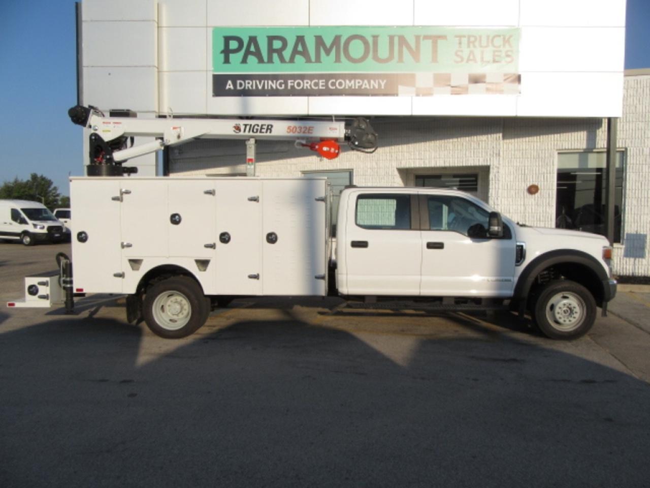 2021 Ford Super Duty F-550 DIESEL CREW CAB 4X4 NEW SERVICE / UTILITY BODY Photo