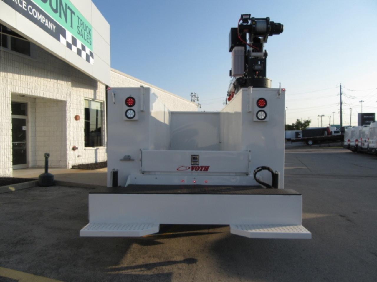 2021 Ford Super Duty F-550 DIESEL CREW CAB 4X4 NEW SERVICE / UTILITY BODY Photo