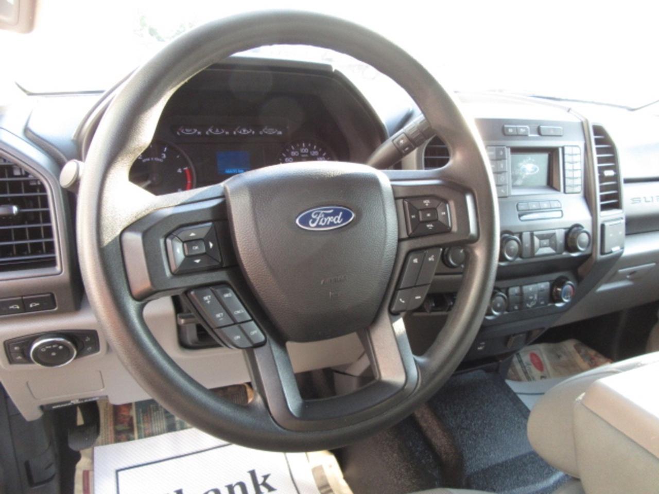 2021 Ford Super Duty F-550 DIESEL CREW CAB 4X4 NEW SERVICE / UTILITY BODY Photo