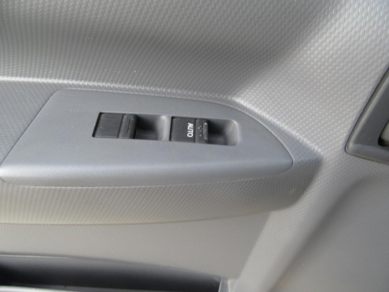 2020 Isuzu NRR DIESEL 14FT THERMOKING T-580R LOW TEMP REEFER Photo