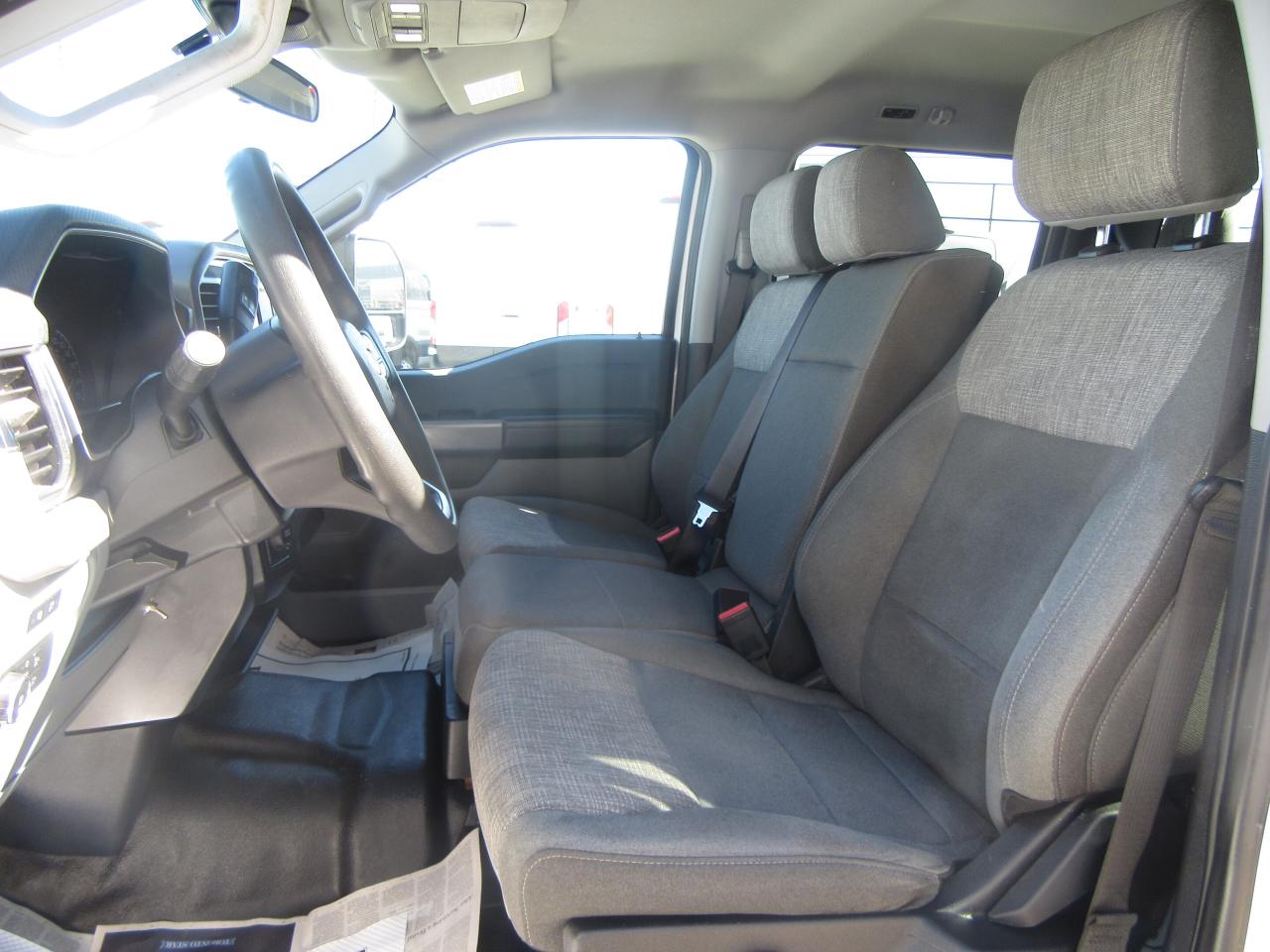 2022 Ford F-150 4X4 CREW CAB 6.5FT BOX XLT PACKAGE Photo