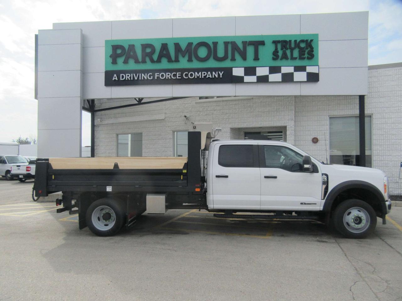 2023 Ford F-550 CREW CAB 4X4 DIESEL WITH 12FT STEEL DUMP BOX Photo1