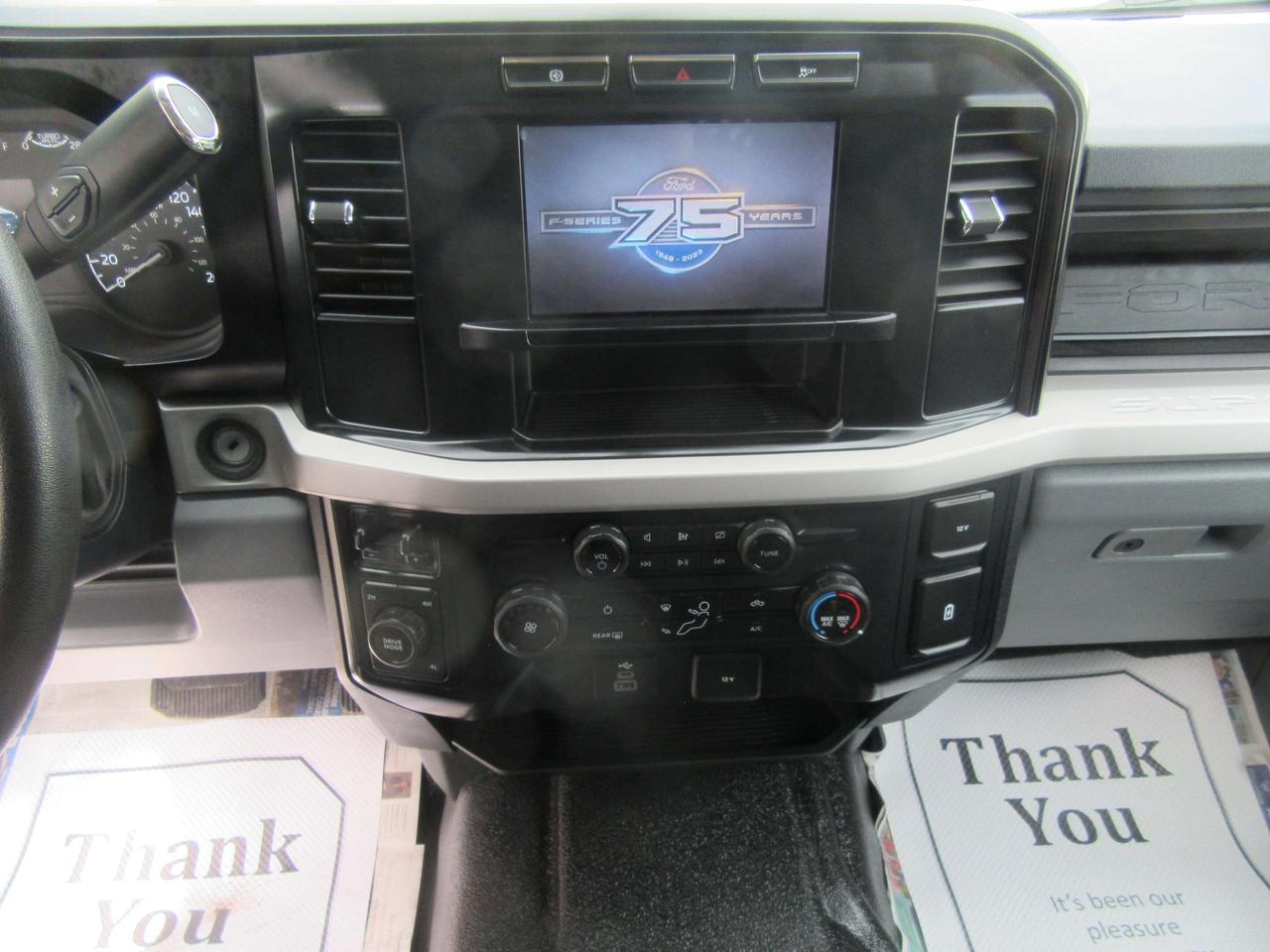 2023 Ford F-550 CREW CAB 4X4 DIESEL WITH 12FT STEEL DUMP BOX Photo