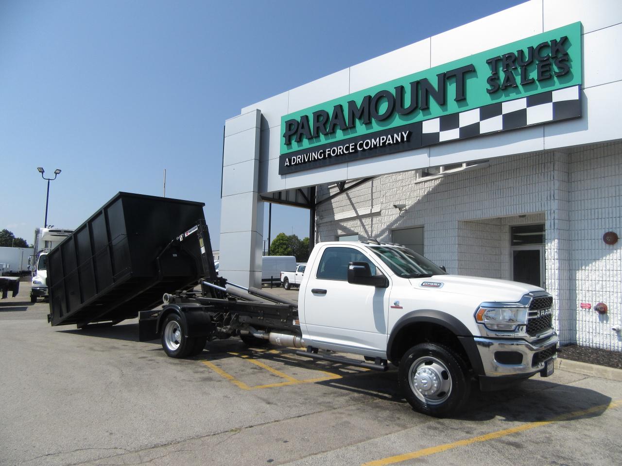 2024 RAM 5500 DIESEL REG CAB 4X4 NEW SWAPLOADER HOOK LIFT / BIN Photo0