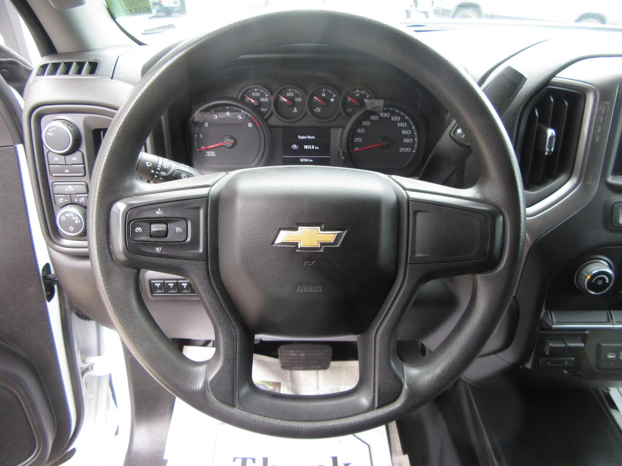 2023 Chevrolet 3500 SILVERADO CREW CAB 4X4 DUMP BOX EXTENDED WARRANTY Photo