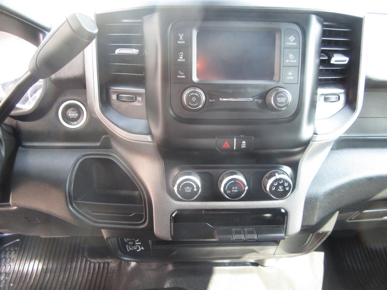 2024 RAM 3500 HD CREW CAB 4X4 DIESEL 8FT LONG BOX PICKUP TRUCK Photo