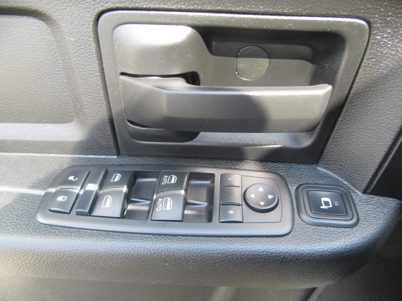 2024 RAM 3500 HD CREW CAB 4X4 DIESEL 8FT LONG BOX PICKUP TRUCK Photo