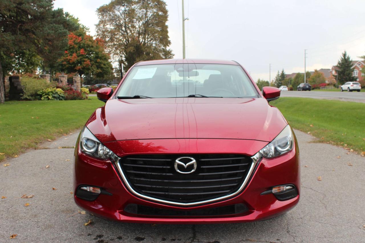 2018 Mazda MAZDA3 GS Auto, Leather Seats, No Accidents Photo
