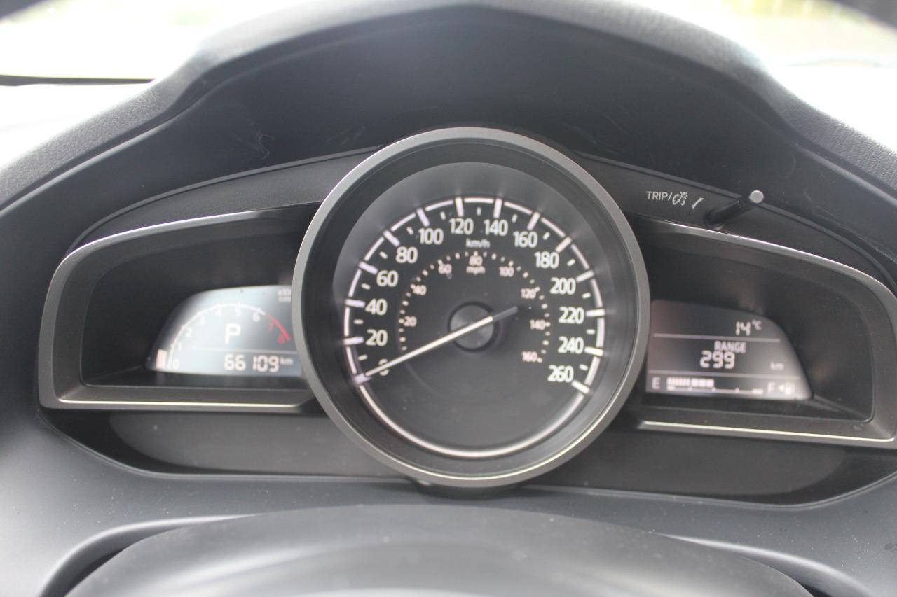 2018 Mazda MAZDA3 GS Auto, Leather Seats, No Accidents Photo