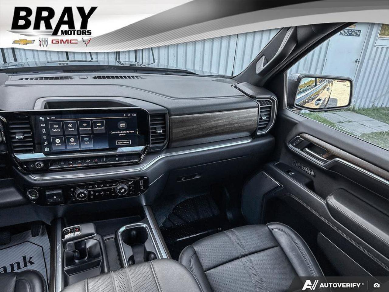 2023 Chevrolet Silverado 1500 High Country   DURABLE AND DISTINGUISHED   SPRAY I Photo