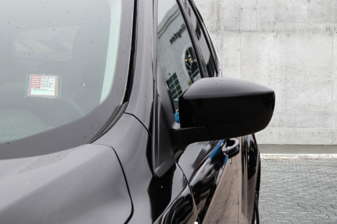 2017 Ford Escape FWD SE  Gps SiriusXM HtdSeats Gps Photo