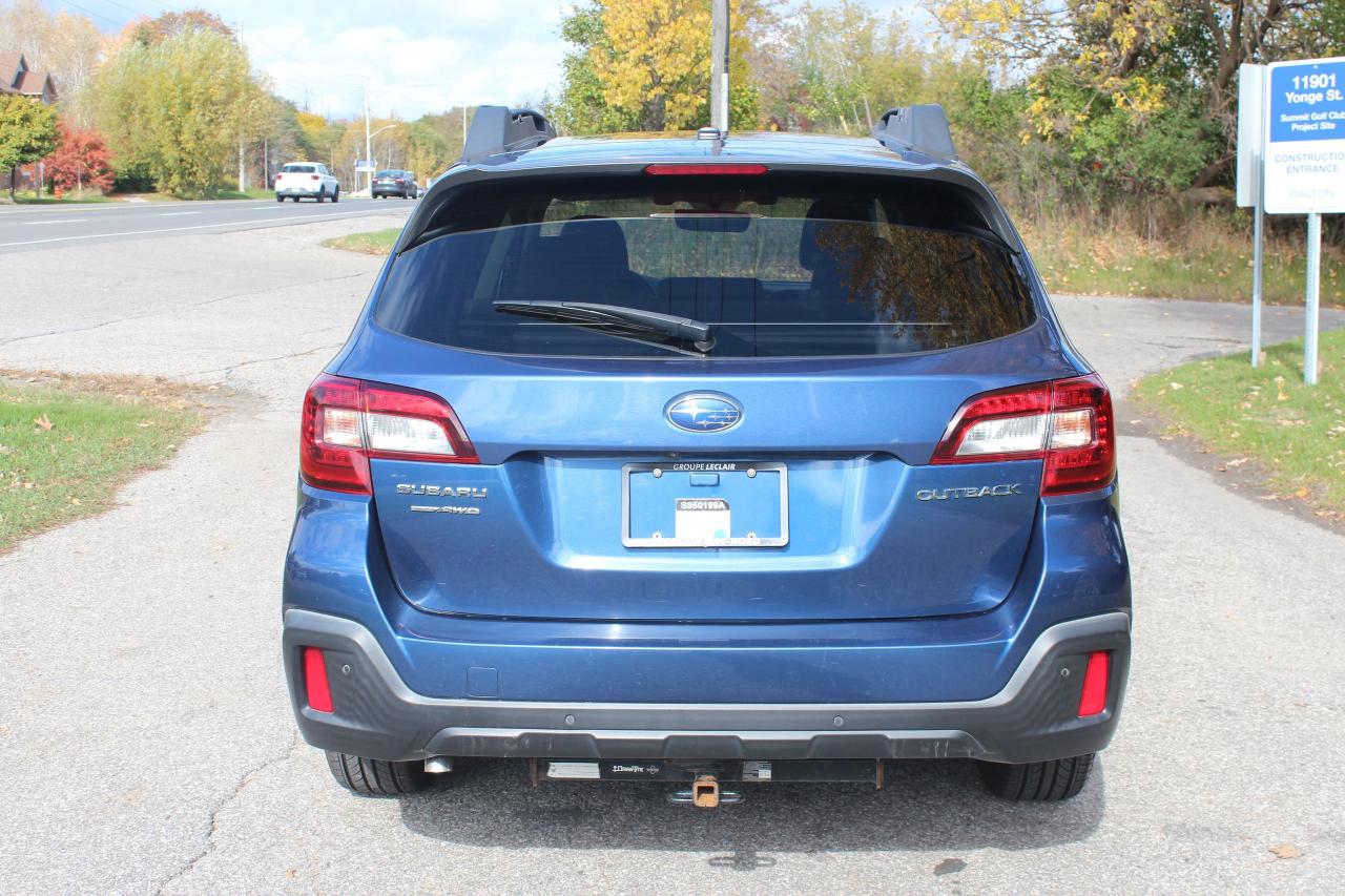 2019 Subaru Outback 2.5i Limited w/EyeSight Pkg, No Accidents Photo3