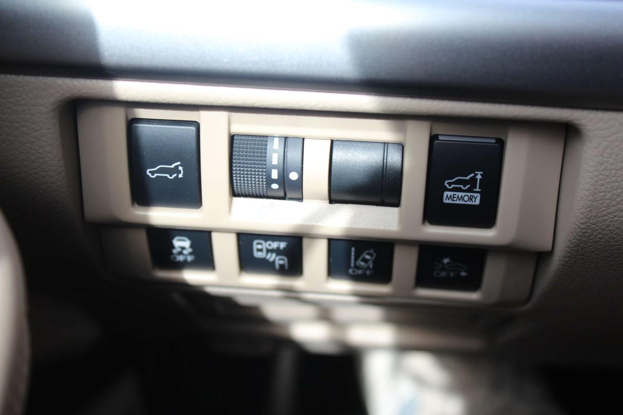 2019 Subaru Outback 2.5i Limited w/EyeSight Pkg, No Accidents Photo