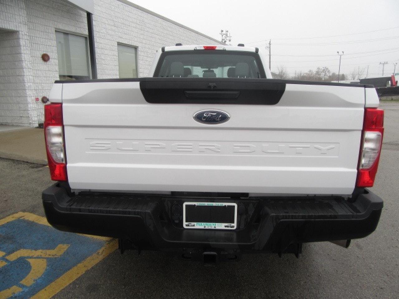 2021 Ford F-250 CREW CAB GAS 8FT LONG BOX Photo3