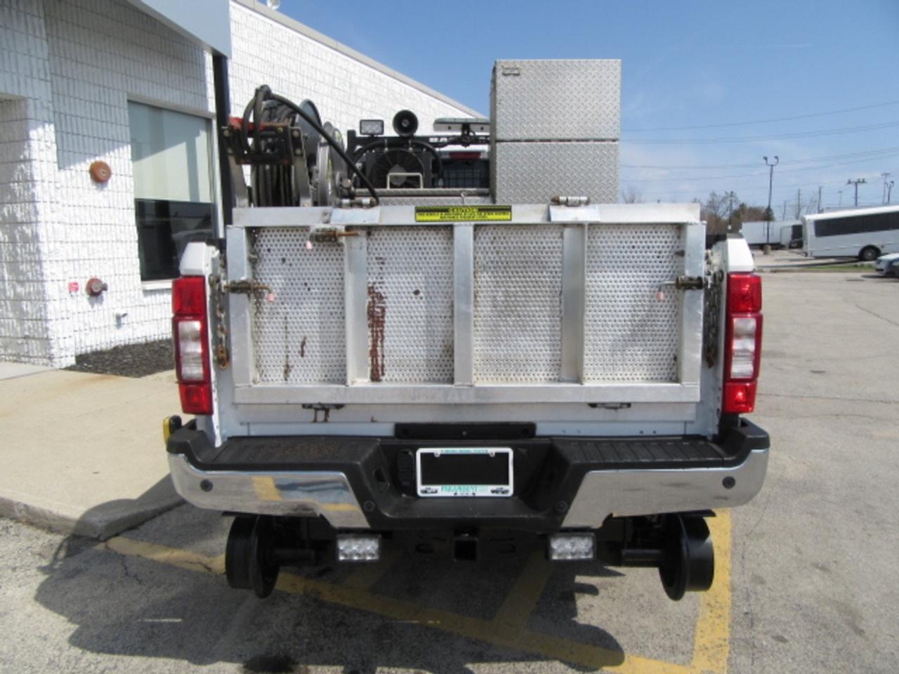 2022 Ford F-250 GAS 4X4 EXT CAB WITH HI-RAIL PACKAGE. Photo