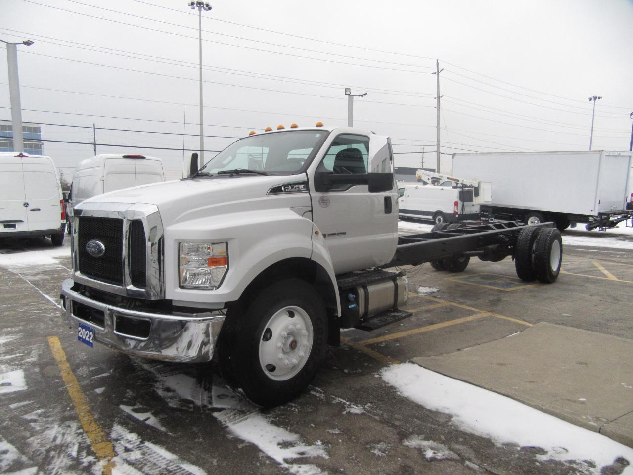 2022 Ford F-750 DIESEL CAB & CHASSIS Photo