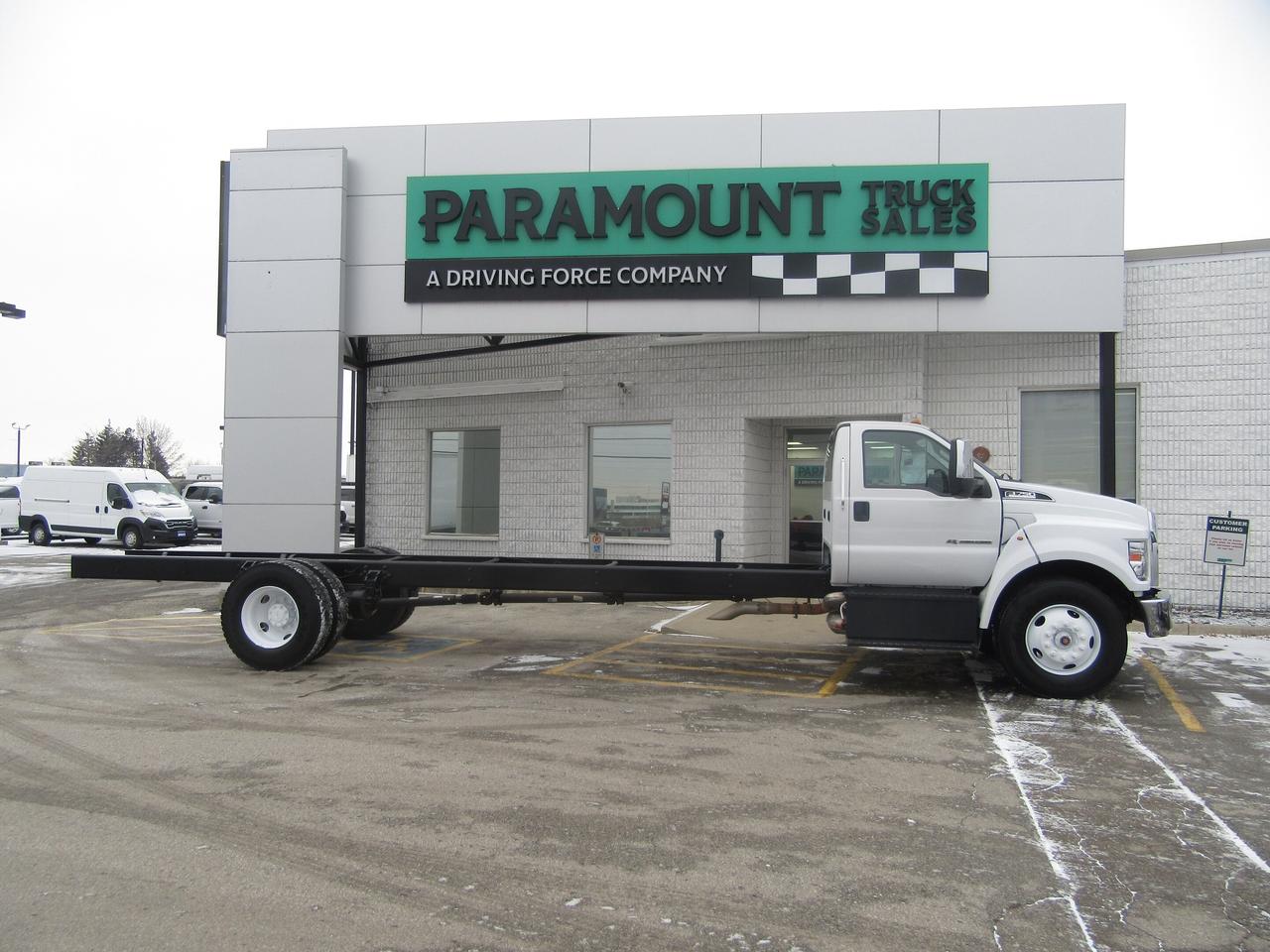 2022 Ford F-750 DIESEL CAB & CHASSIS Photo