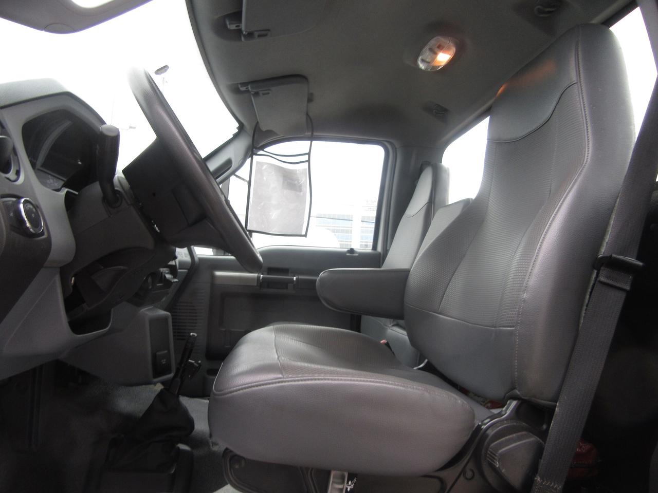 2022 Ford F-750 DIESEL CAB & CHASSIS Photo