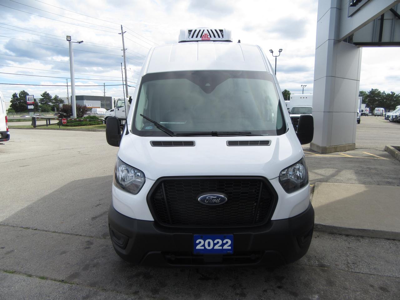 2022 Ford Transit T-250 AWD EXT HIGHROOF VAN WITH NEW REEFER SYSTEM Photo