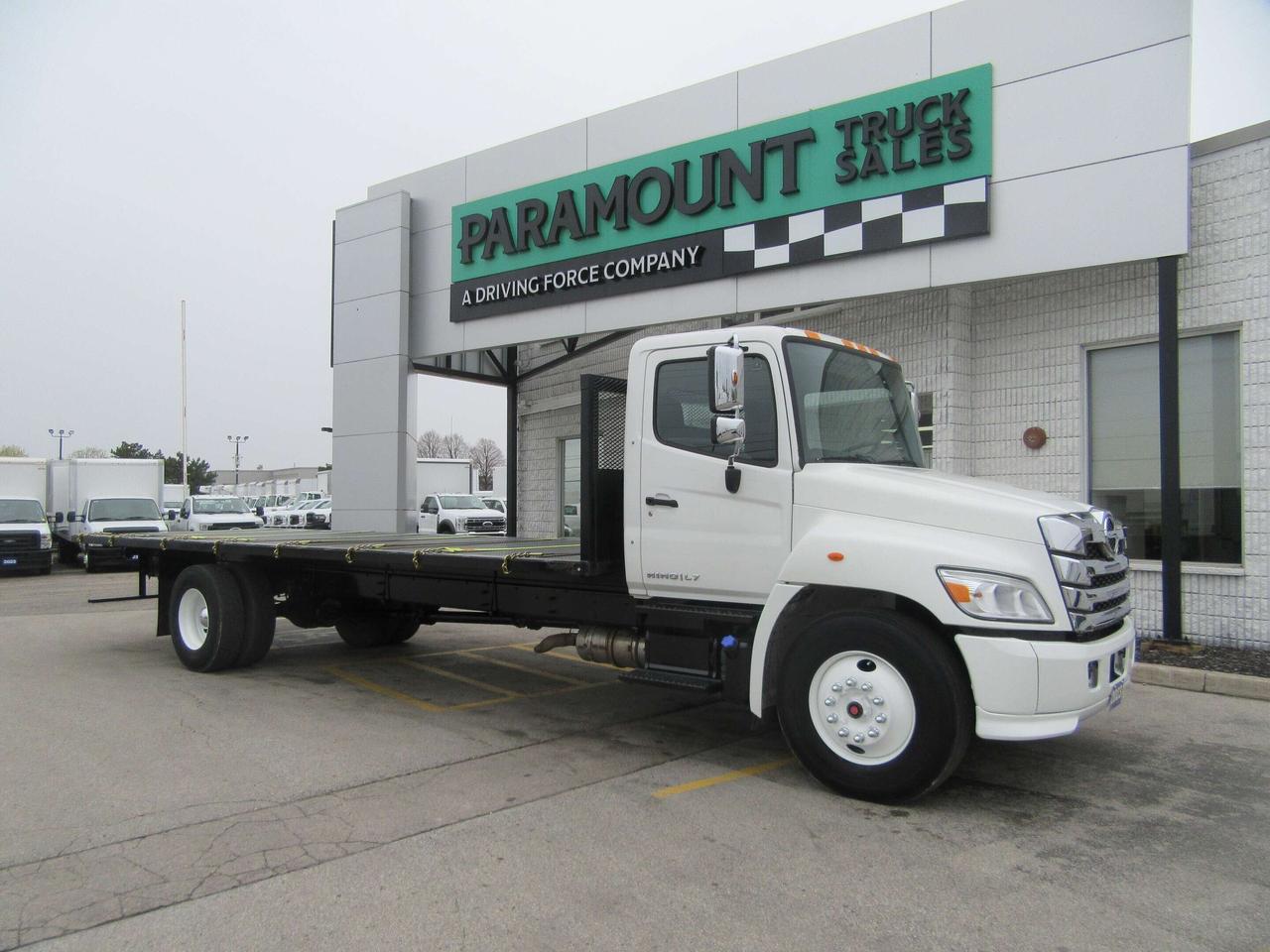 2023 Hino L7 DIESEL NEW 26FT FLAT DECK & TIE STRAP PKG Photo0