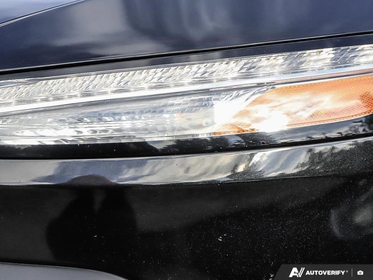 2015 Jeep Cherokee TrailhawkAS-TRADED, ACCIDENT-FREE, BACKUP CAM, 4X4 Photo