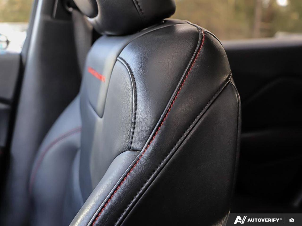 2015 Jeep Cherokee TrailhawkAS-TRADED, ACCIDENT-FREE, BACKUP CAM, 4X4 Photo