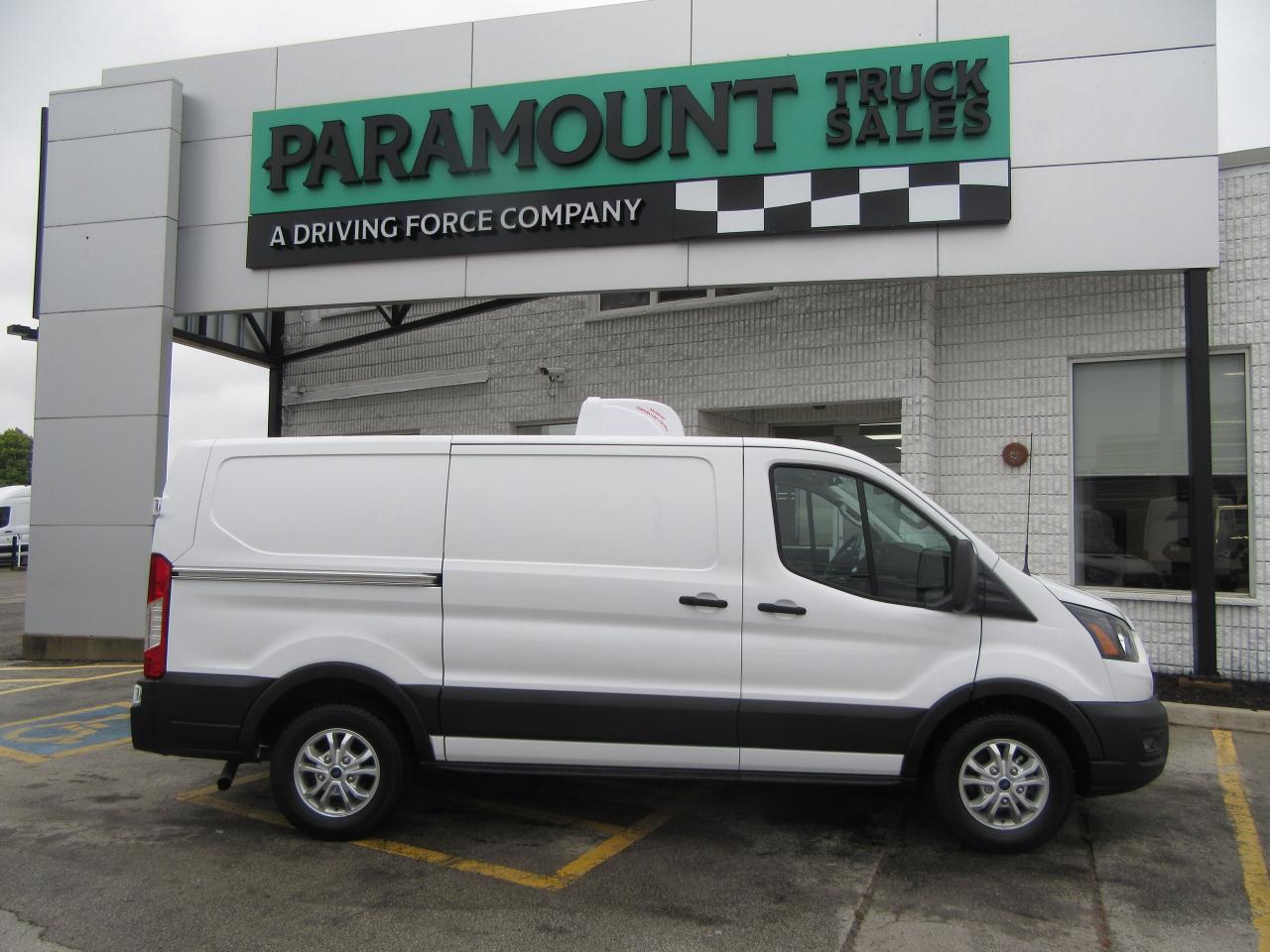 2023 Ford Transit Cargo Van T-150 LOWROOF WITH NEW LOW TEMP REEFER SYSTEM Photo