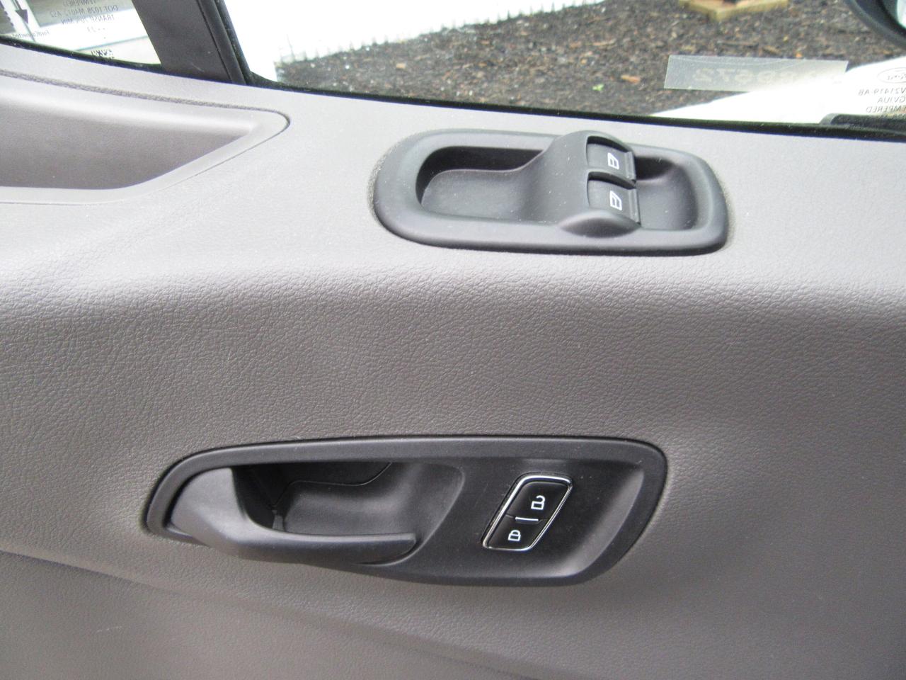 2023 Ford Transit Cargo Van T-150 LOWROOF WITH NEW LOW TEMP REEFER SYSTEM Photo