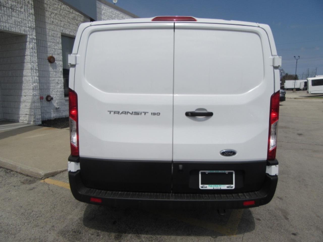2023 Ford Transit Passenger Wagon T-150 LOWROOF 130” WB CARGO VAN Photo