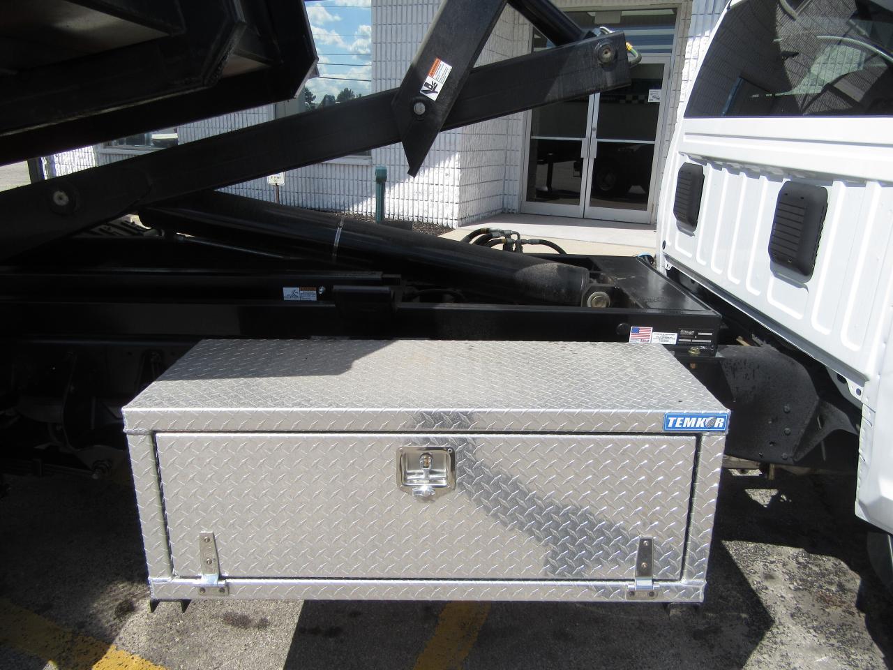 2024 Dodge RAM 5500 DIESEL REG CAB 4X4 WITH NEW STELLAR HOOK LIFT Photo