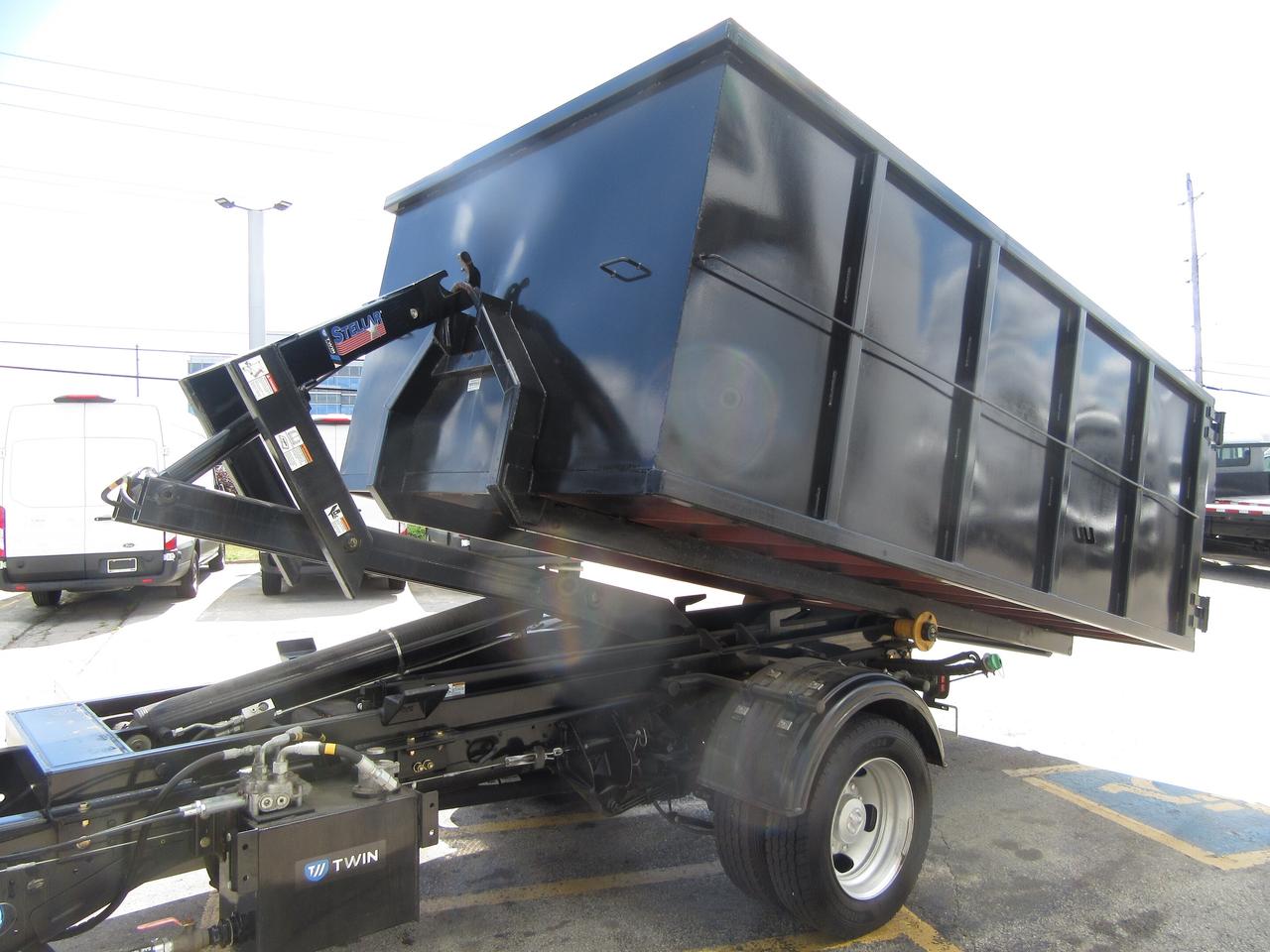 2024 Dodge RAM 5500 DIESEL REG CAB 4X4 WITH NEW STELLAR HOOK LIFT Photo