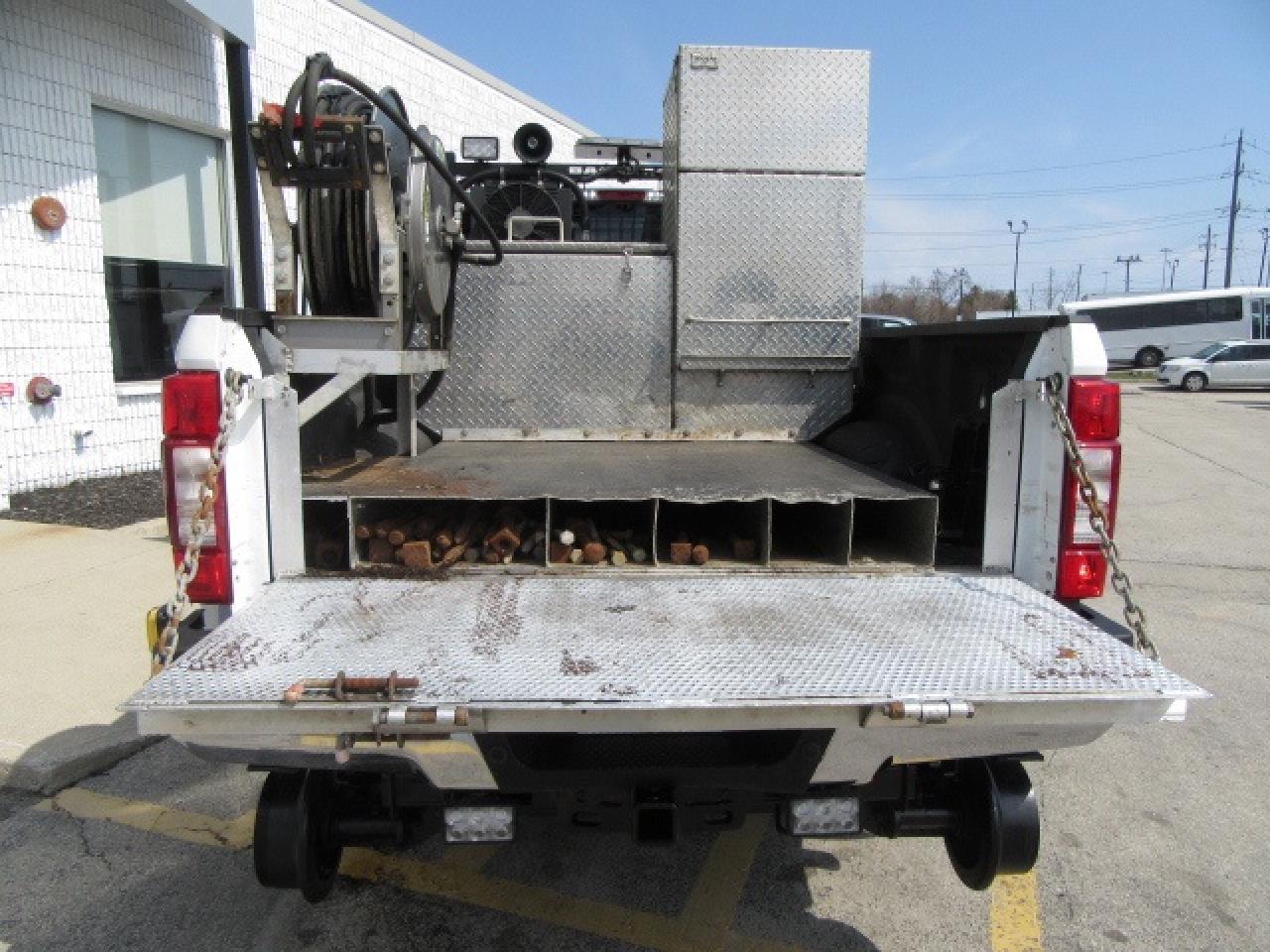 2022 Ford F-250 GAS 4X4 EXT CAB WITH HI-RAIL PACKAGE Photo