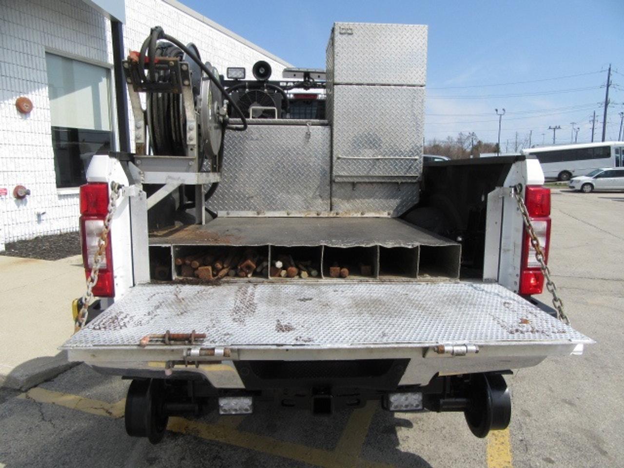 2022 Ford F-250 GAS 4X4 EXT CAB WITH HI-RAIL PACKAGE Photo