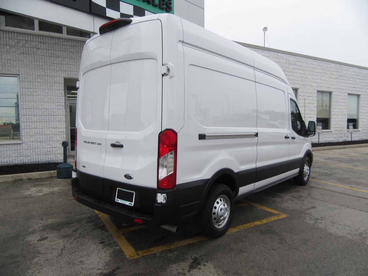2023 Ford Transit T-250 HIGH ROOF EXT ALL WHEEL DRIVE CARGO Photo3