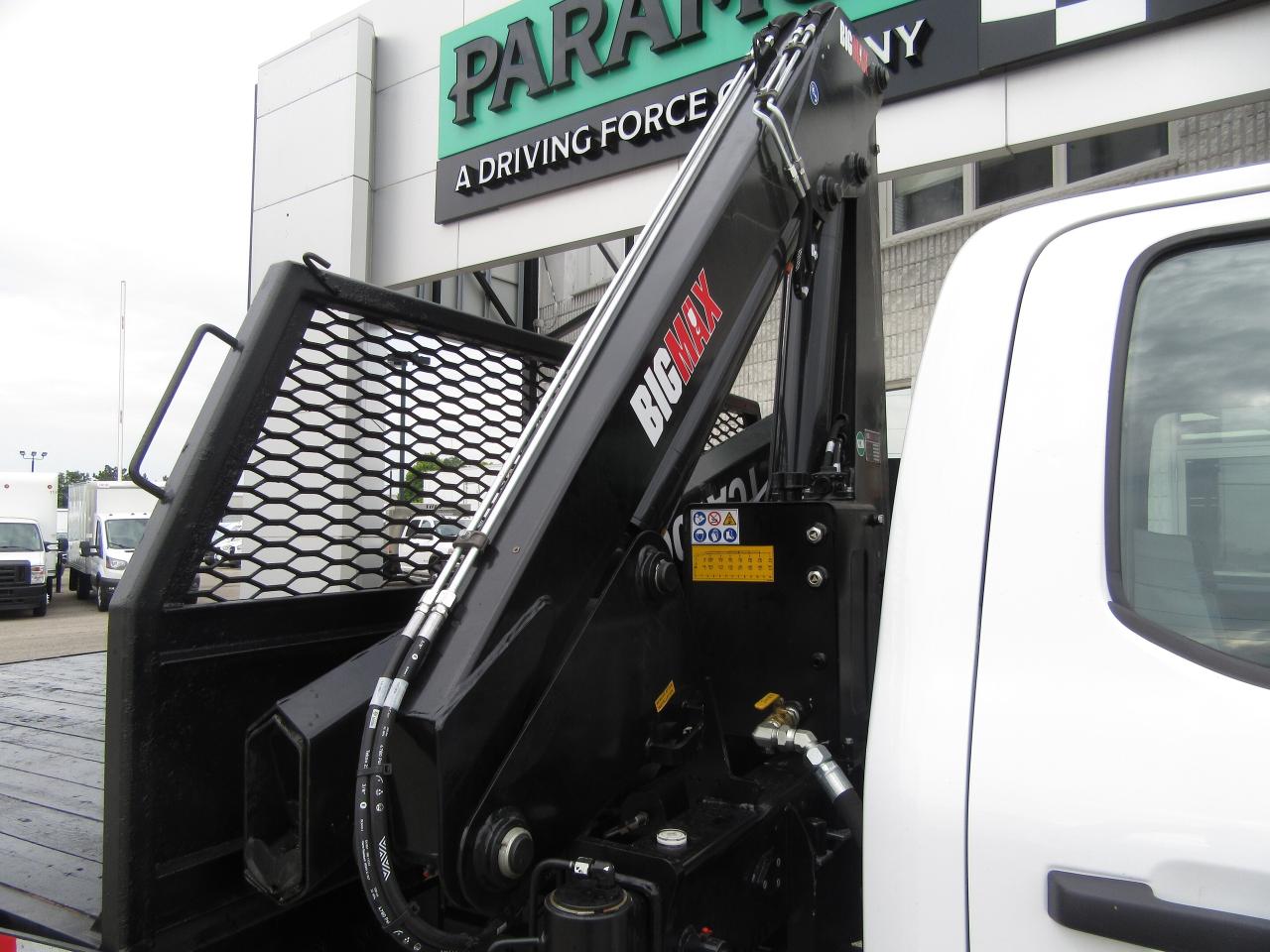 2023 Ford F-550 DIESEL CREW CAB 4X4 NEW CRANE KNUCKLE BOOM Photo