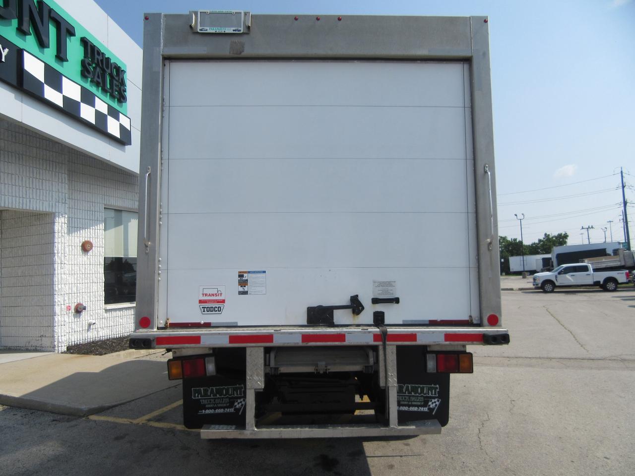 2020 Isuzu NRR NRR DIESEL 14FT THERMO KING T-580R  LOW TEMP REEFE Photo2