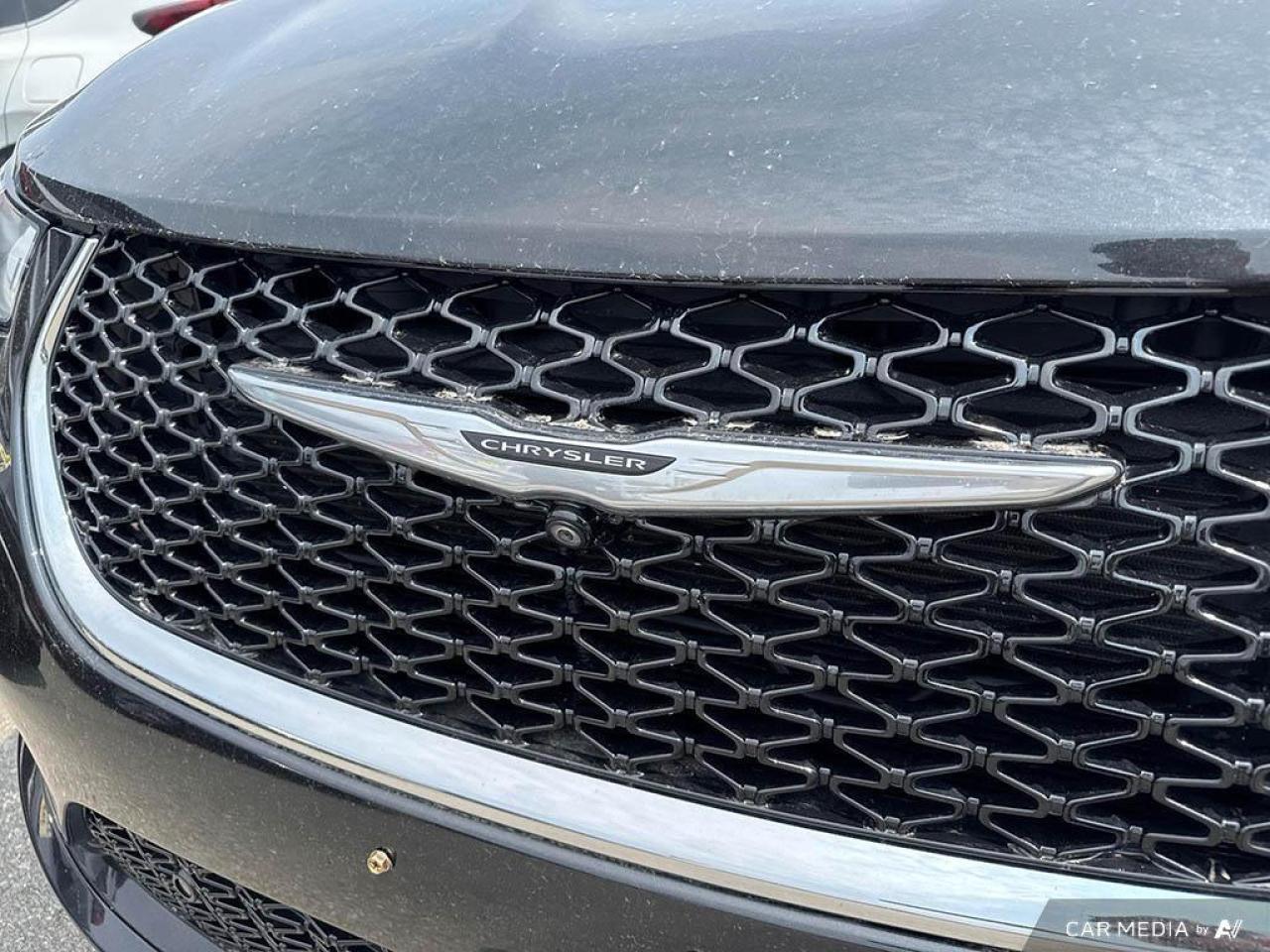 2022 Chrysler Pacifica Limited AUTO PARKING   BACKUP CAM   BLUETOOTH   HT Photo