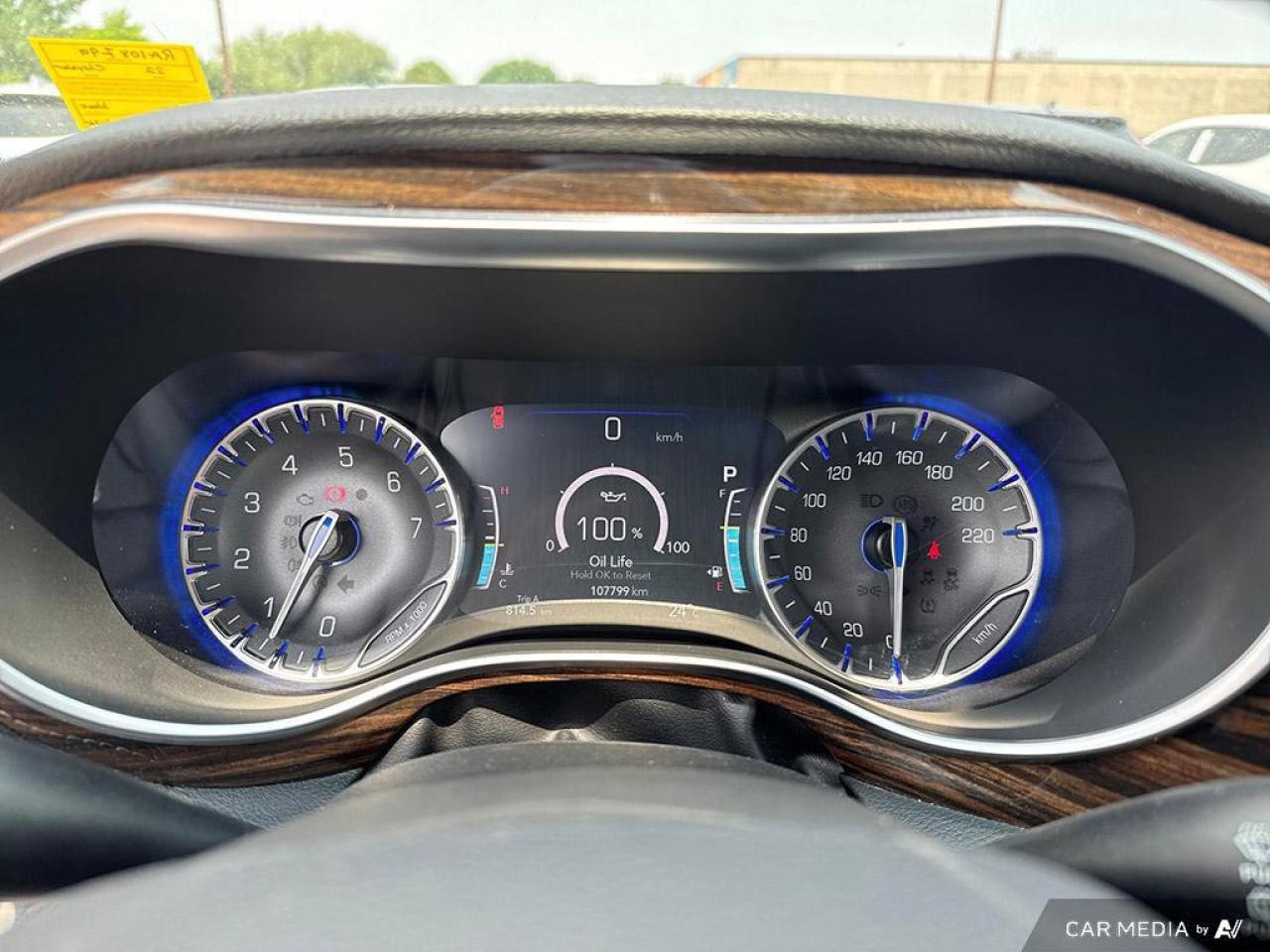 2022 Chrysler Pacifica Limited AUTO PARKING   BACKUP CAM   BLUETOOTH   HT Photo