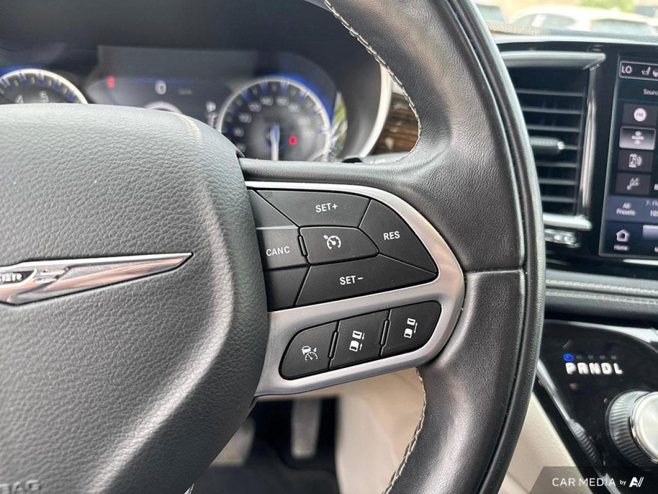 2022 Chrysler Pacifica Limited AUTO PARKING   BACKUP CAM   BLUETOOTH   HT Photo