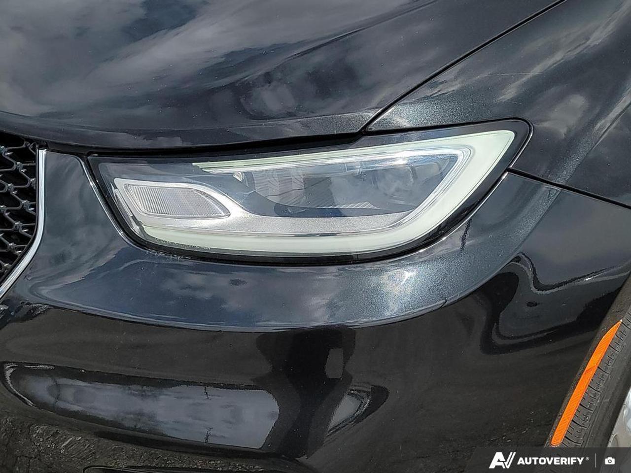 2022 Chrysler Pacifica Limited AUTO PARKING   BACKUP CAM   BLUETOOTH   HT Photo