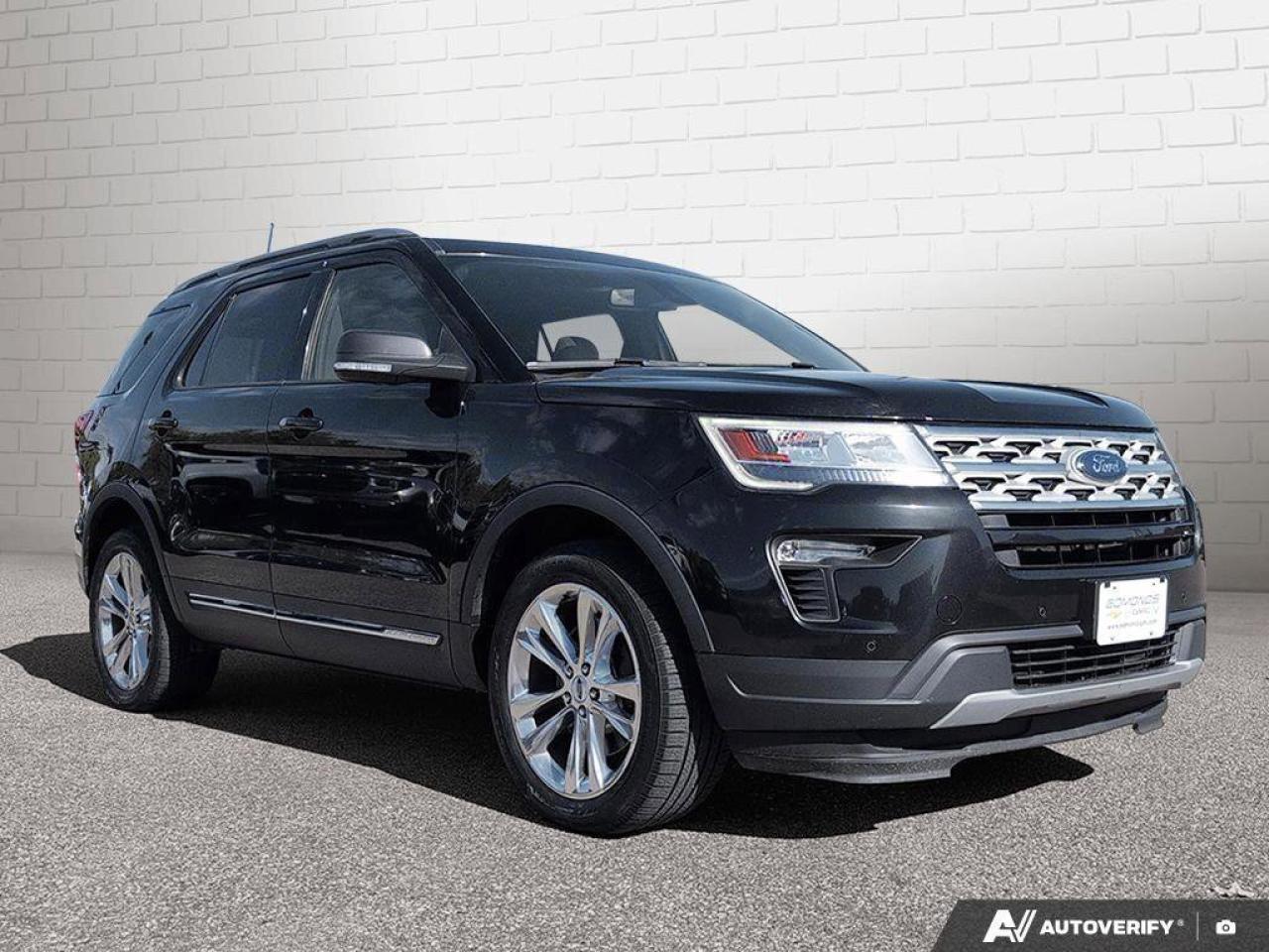 2019 Ford Explorer XLTOne Owner   Remote Start   Sunroof   6 passenge Photo