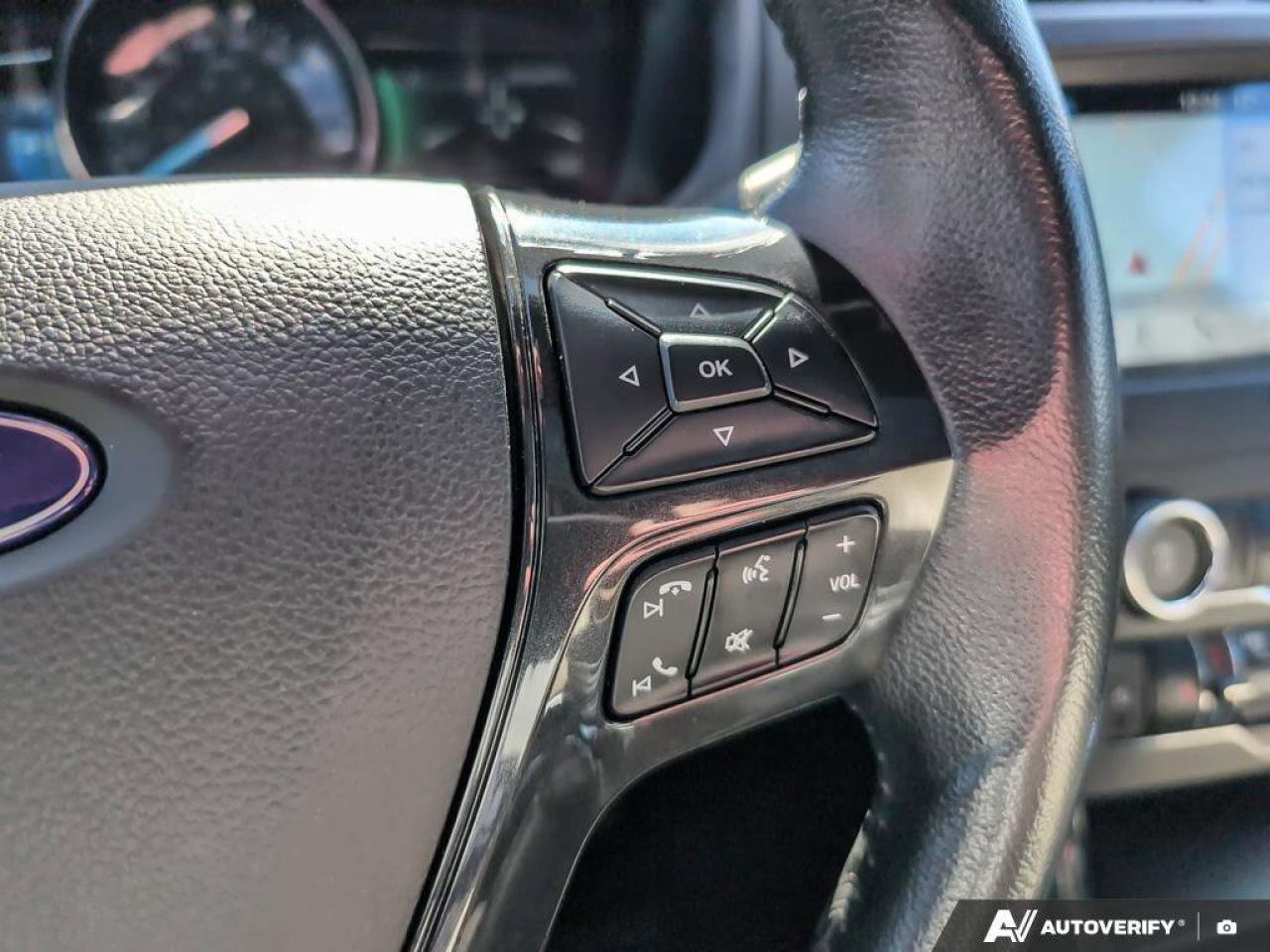 2019 Ford Explorer XLTOne Owner   Remote Start   Sunroof   6 passenge Photo