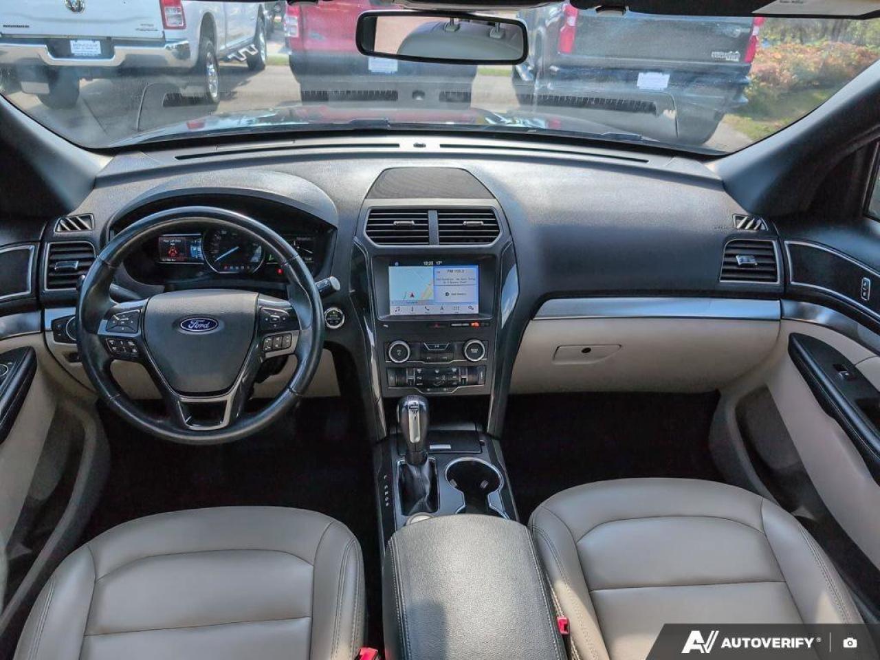 2019 Ford Explorer XLTOne Owner   Remote Start   Sunroof   6 passenge Photo