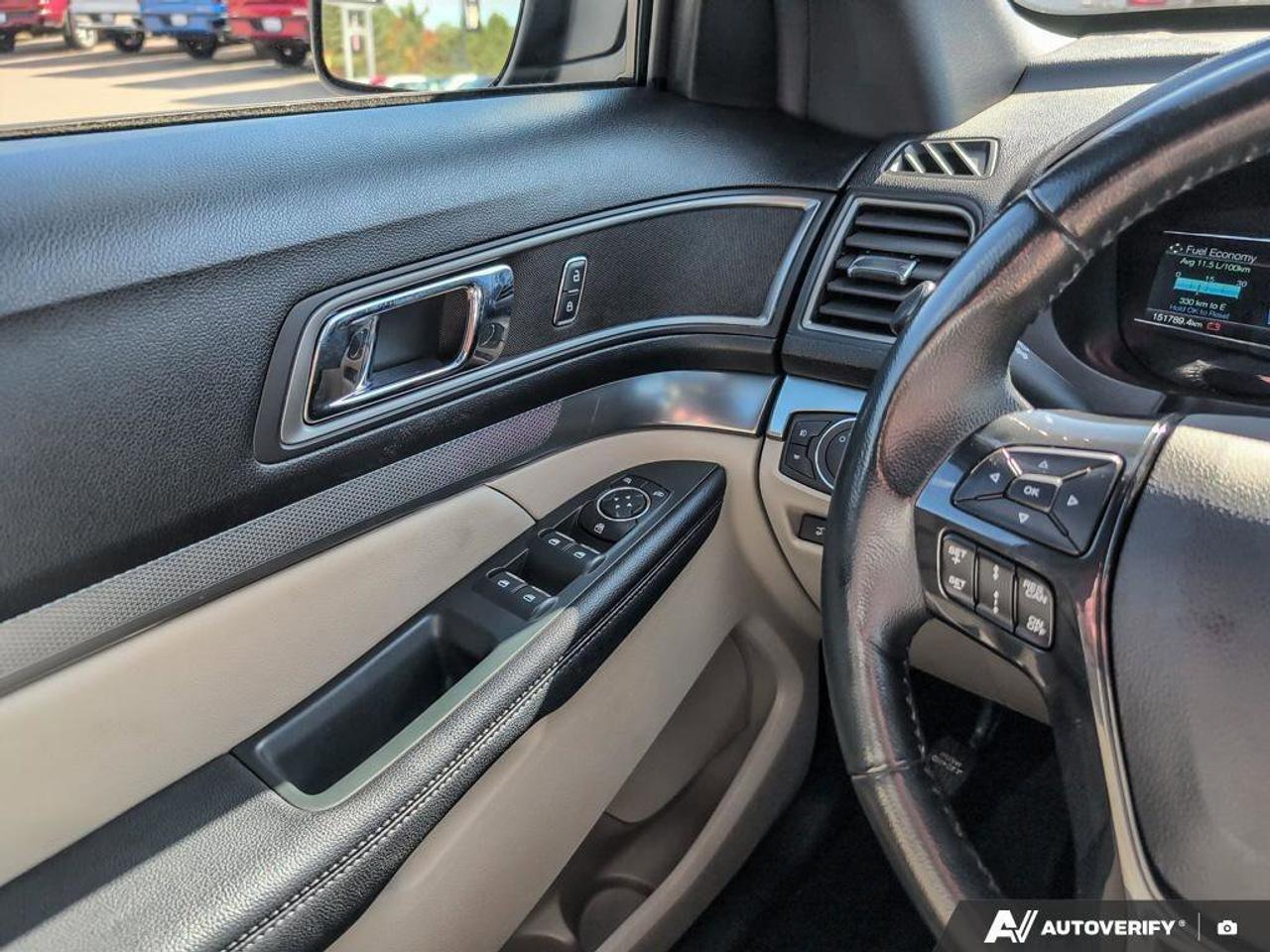 2019 Ford Explorer XLTOne Owner   Remote Start   Sunroof   6 passenge Photo