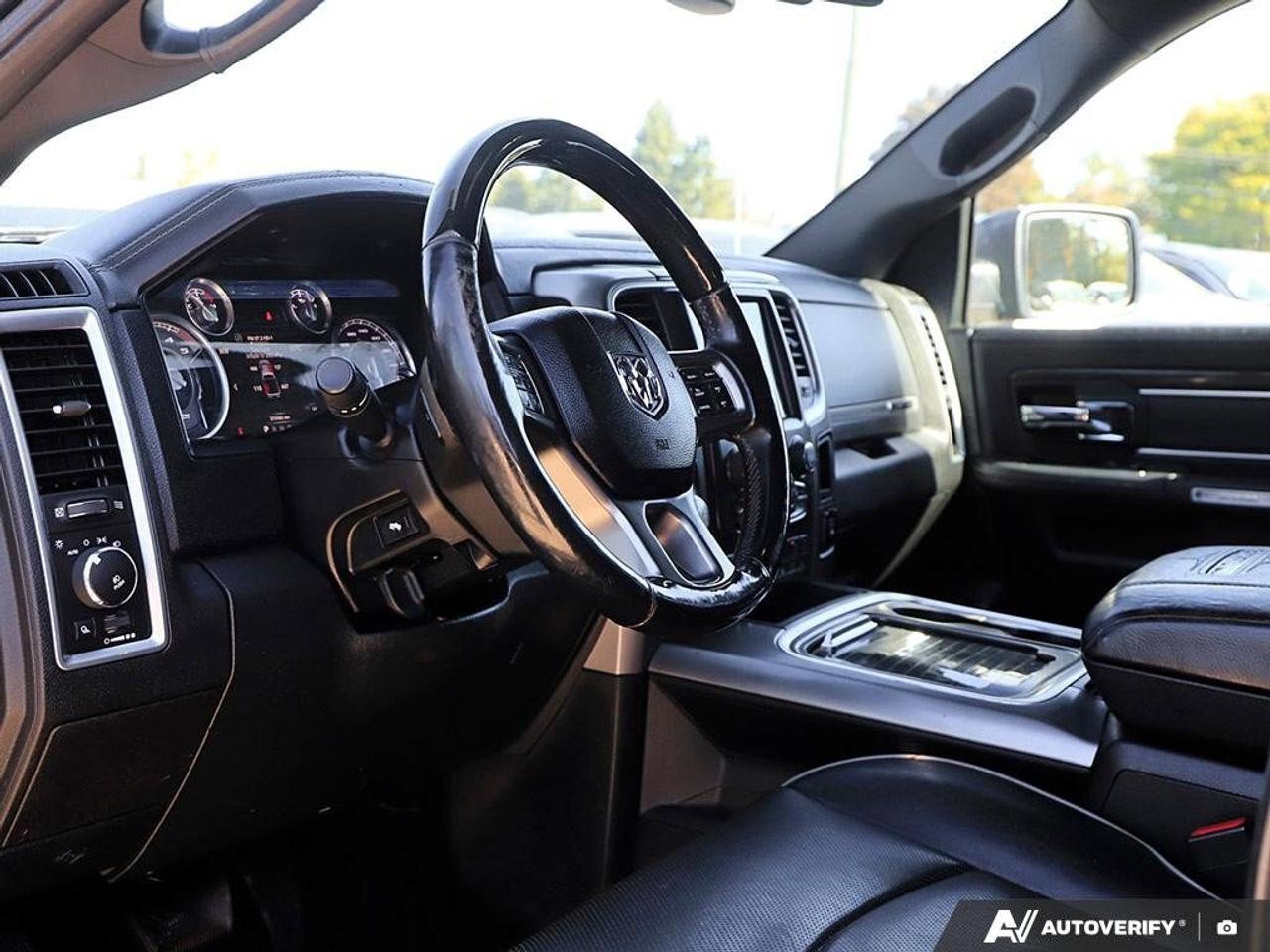 2016 RAM 1500 LimitedAS-TRADED, ALPINE AUDIO, HTD + CLD SEATS, 3 Photo