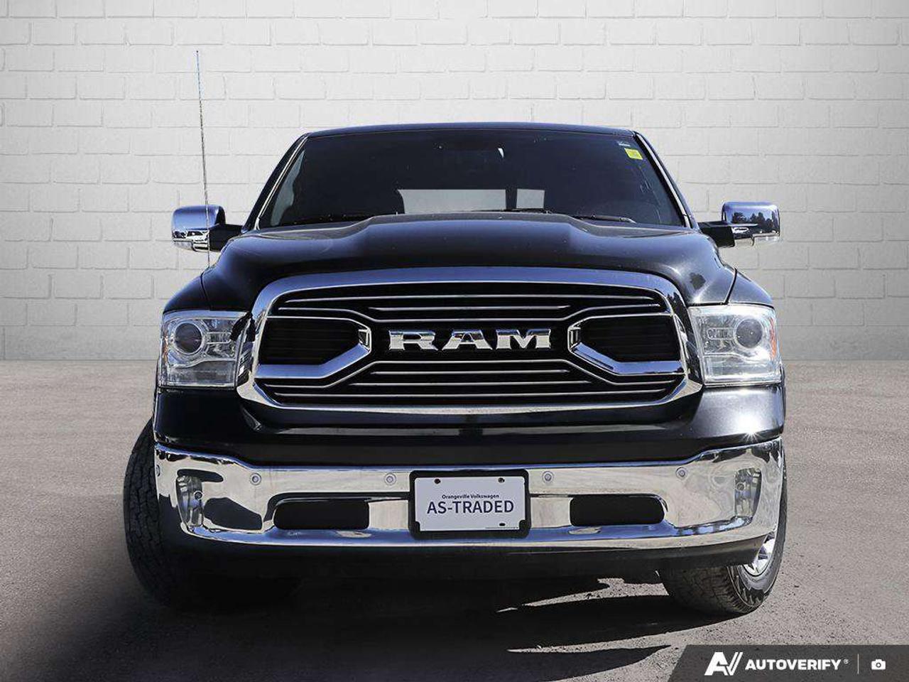 2016 RAM 1500 LimitedAS-TRADED, ALPINE AUDIO, HTD + CLD SEATS, 3.0L ECODIESEL, NAVI Photo5