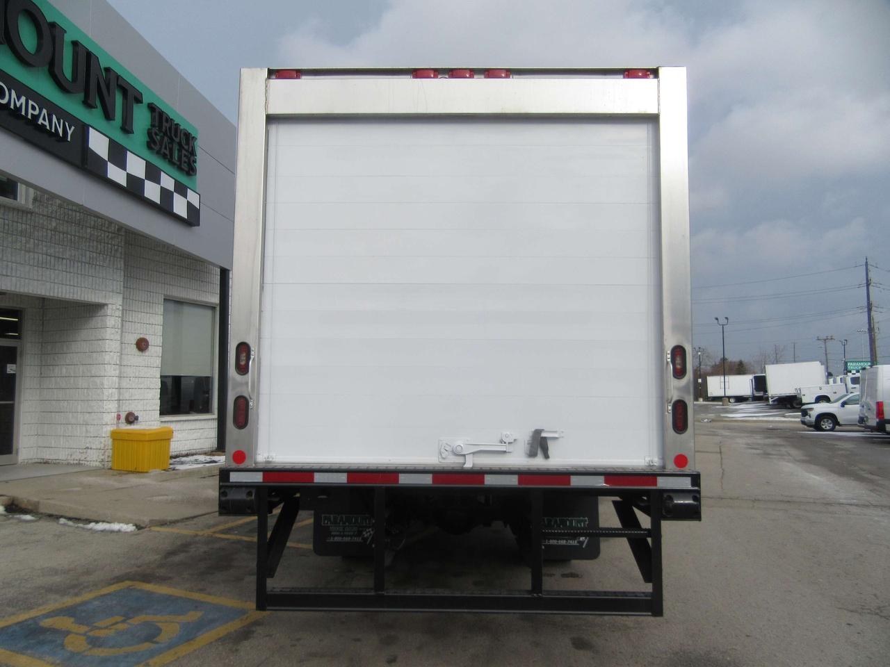 2020 Hino 195 DIESEL 20FT BOX WITH CARRIER S7 REEFER SYSTEM Photo