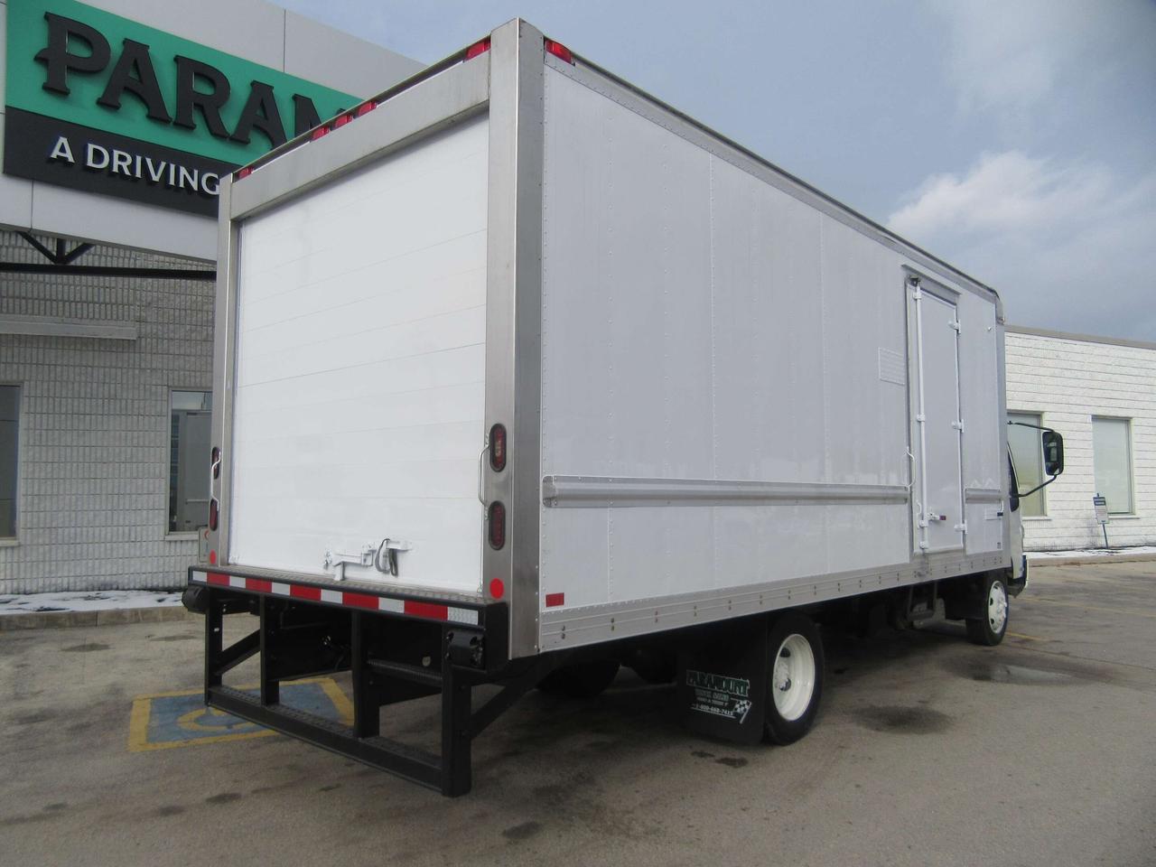 2020 Hino 195 DIESEL 20FT BOX WITH CARRIER S7 REEFER SYSTEM Photo3
